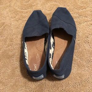 Women’s Toms